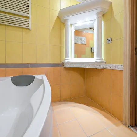 Apartment Rynek With Mezzanine By Bookinghost Wroclaw